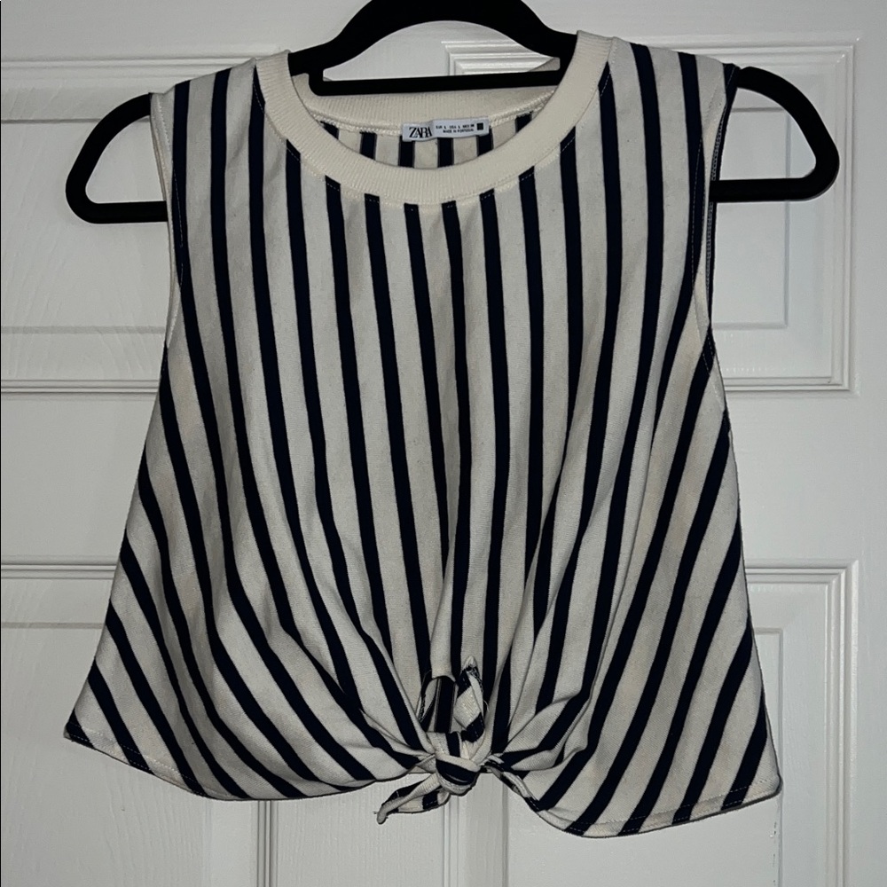 Zara Women's Navy and White Striped Tank Top